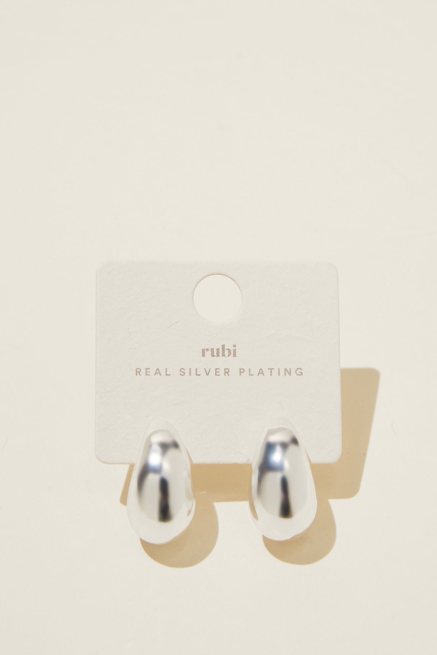 Mid Charm Earring