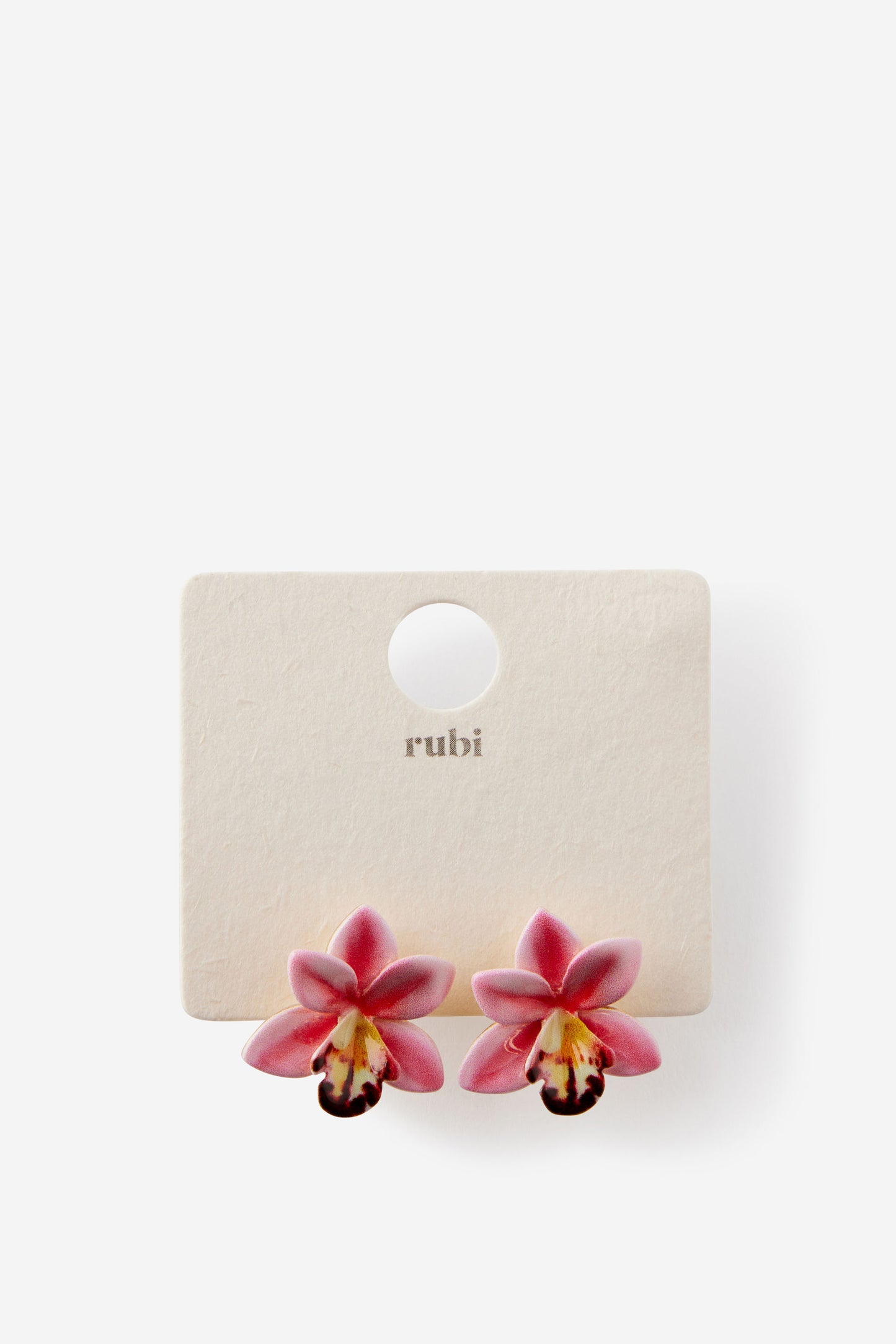 Mid Charm Earring