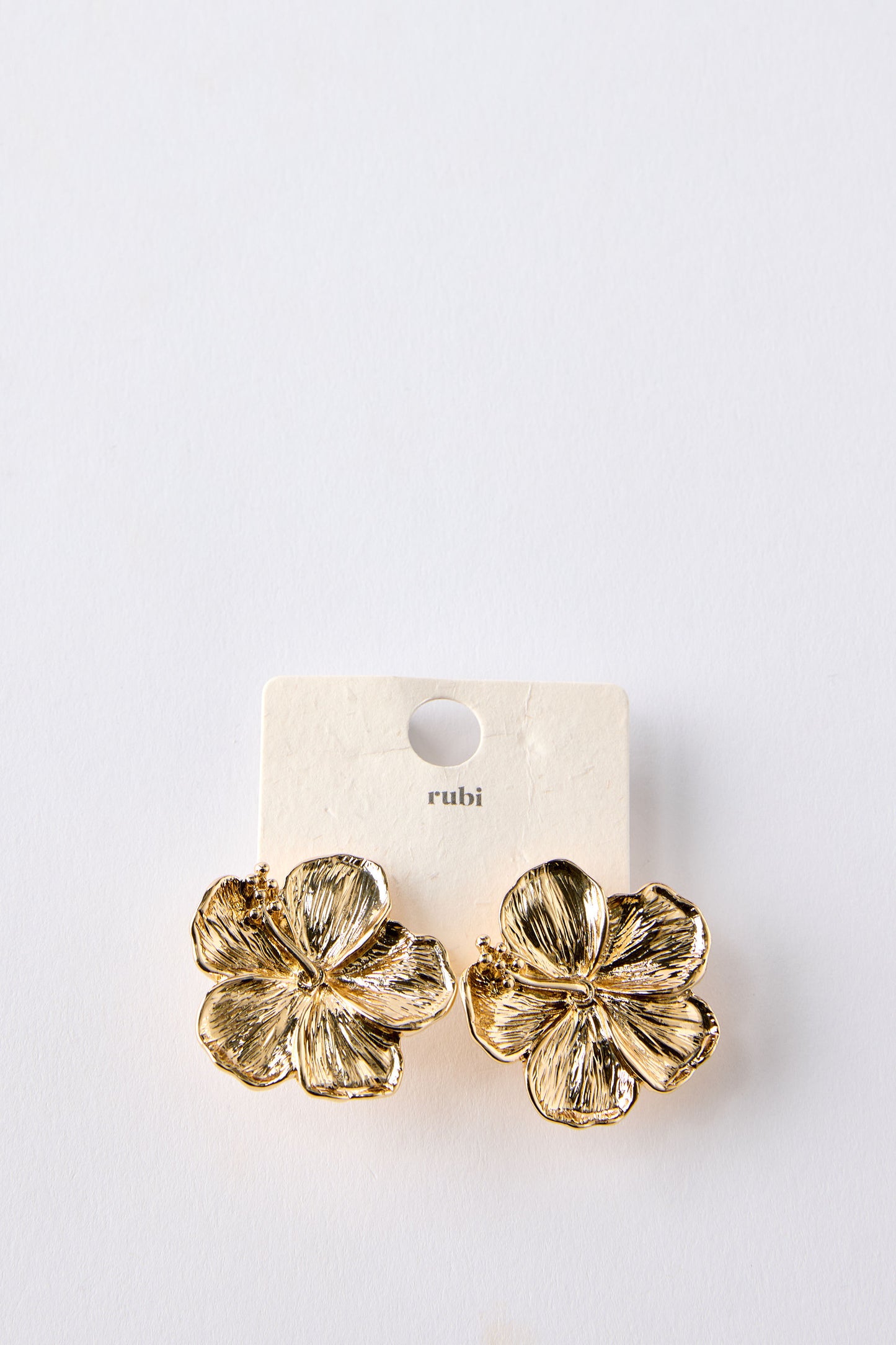 Mid Charm Earring
