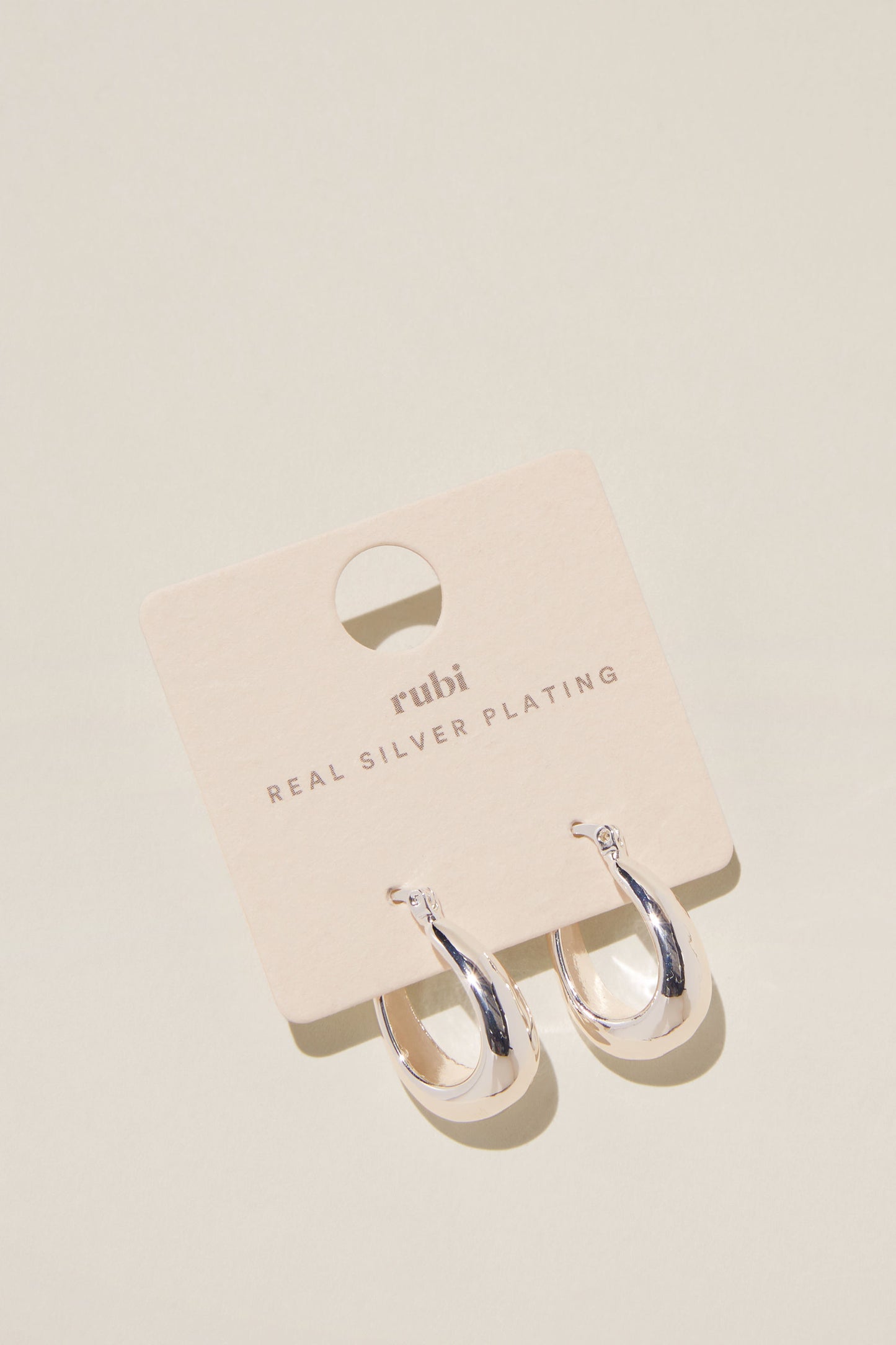 Mid Hoop Earring