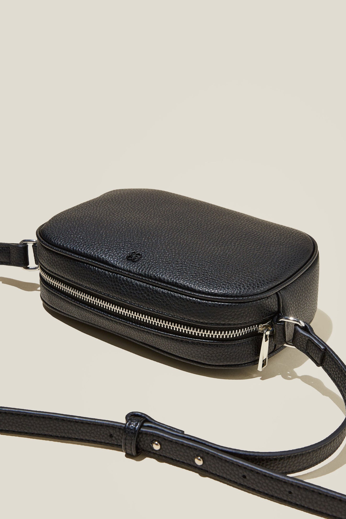 Rylie Cross Body Bag