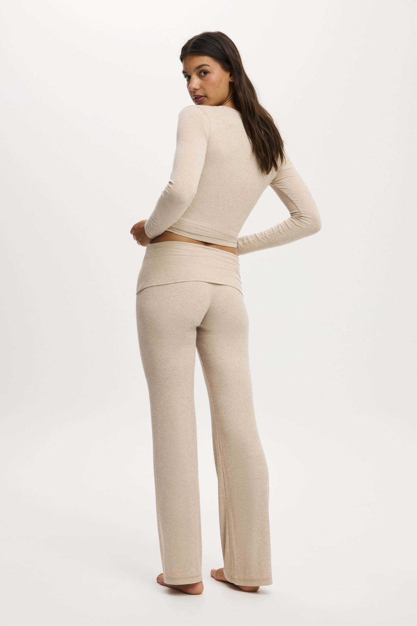Airy Soft Roll Waist Pant