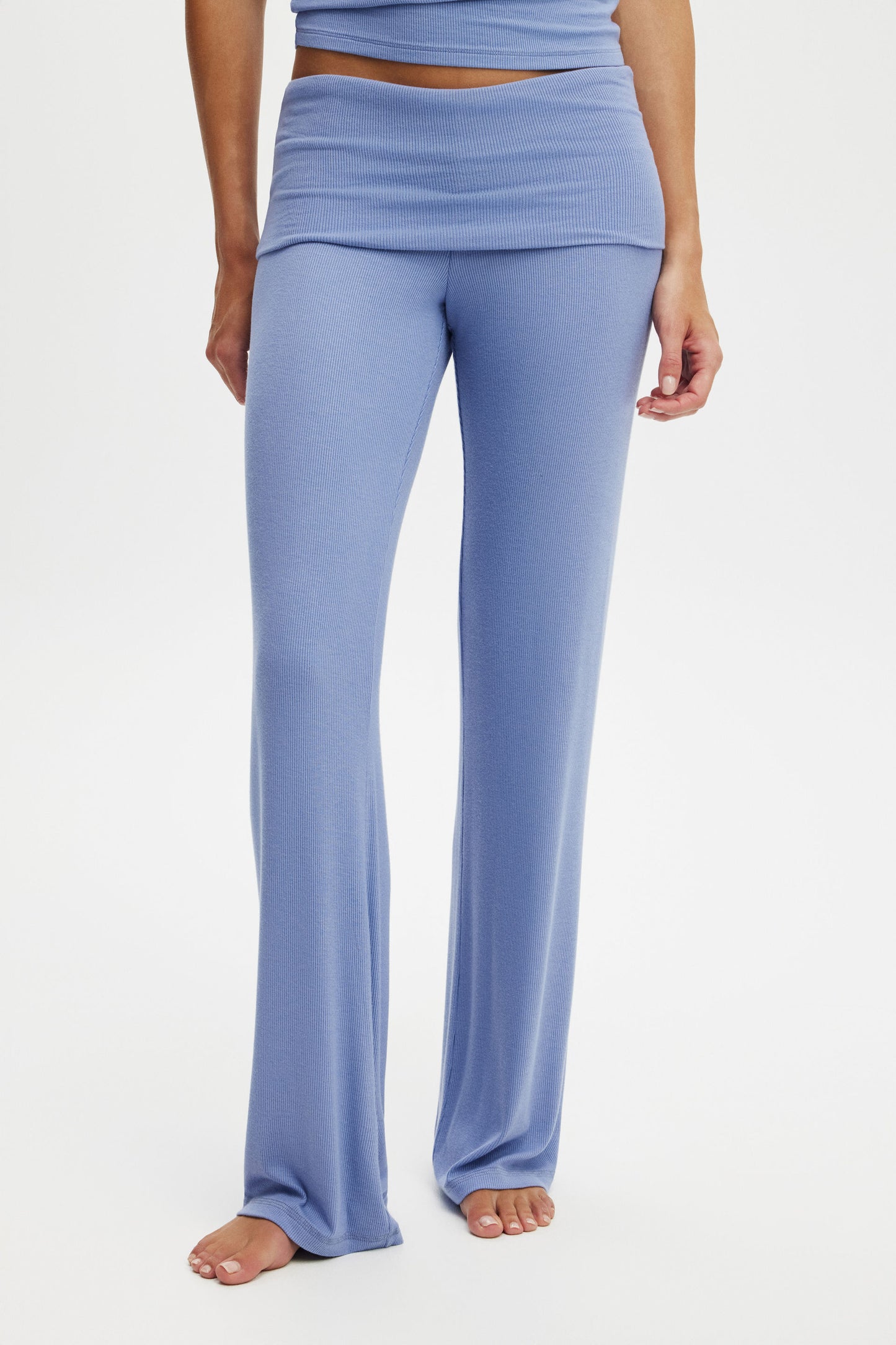Airy Soft Roll Waist Pant
