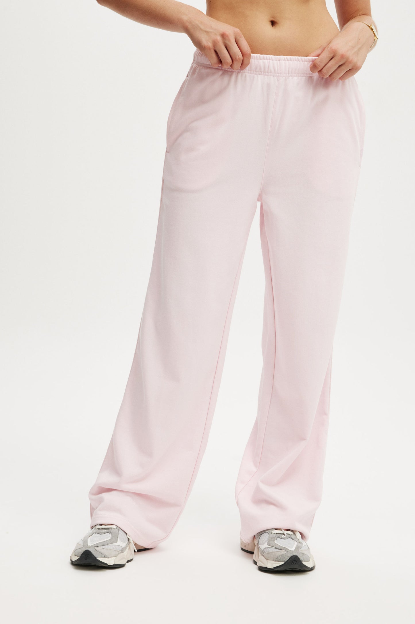 Lightweight Fleece Straight Leg Sweatpant