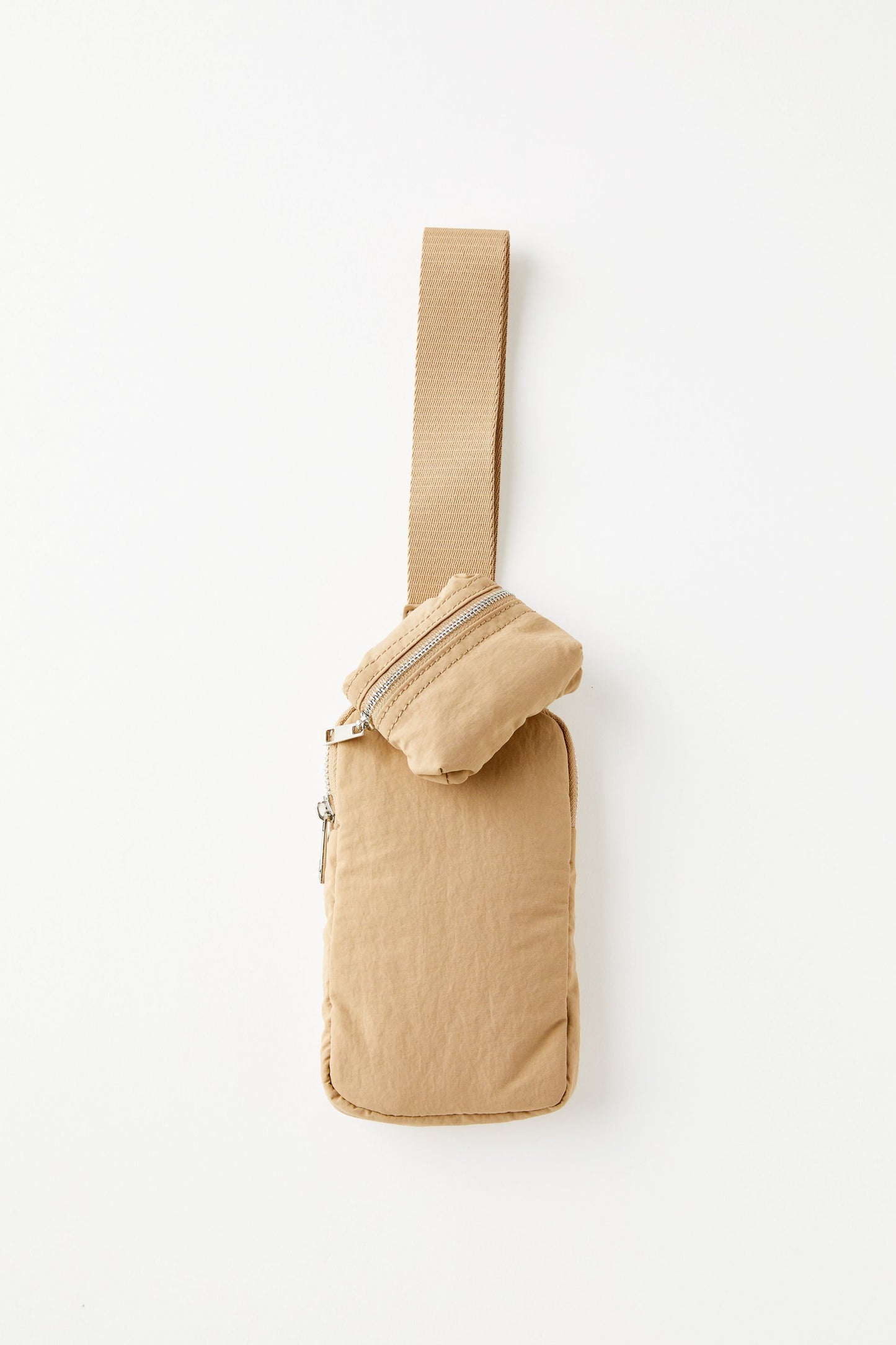 Active Wrislet Pouch