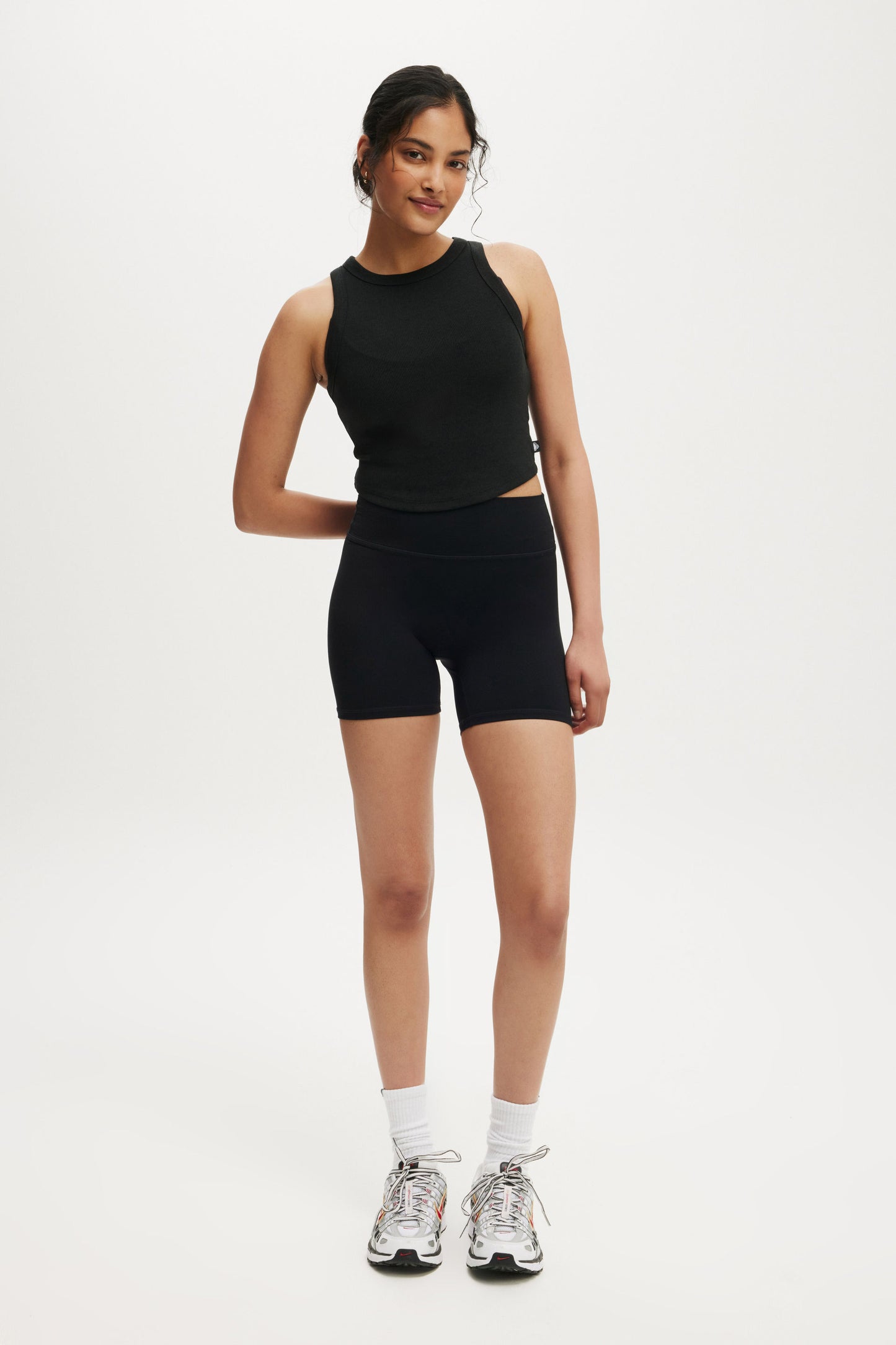 Active Rib Curved Hem Tank
