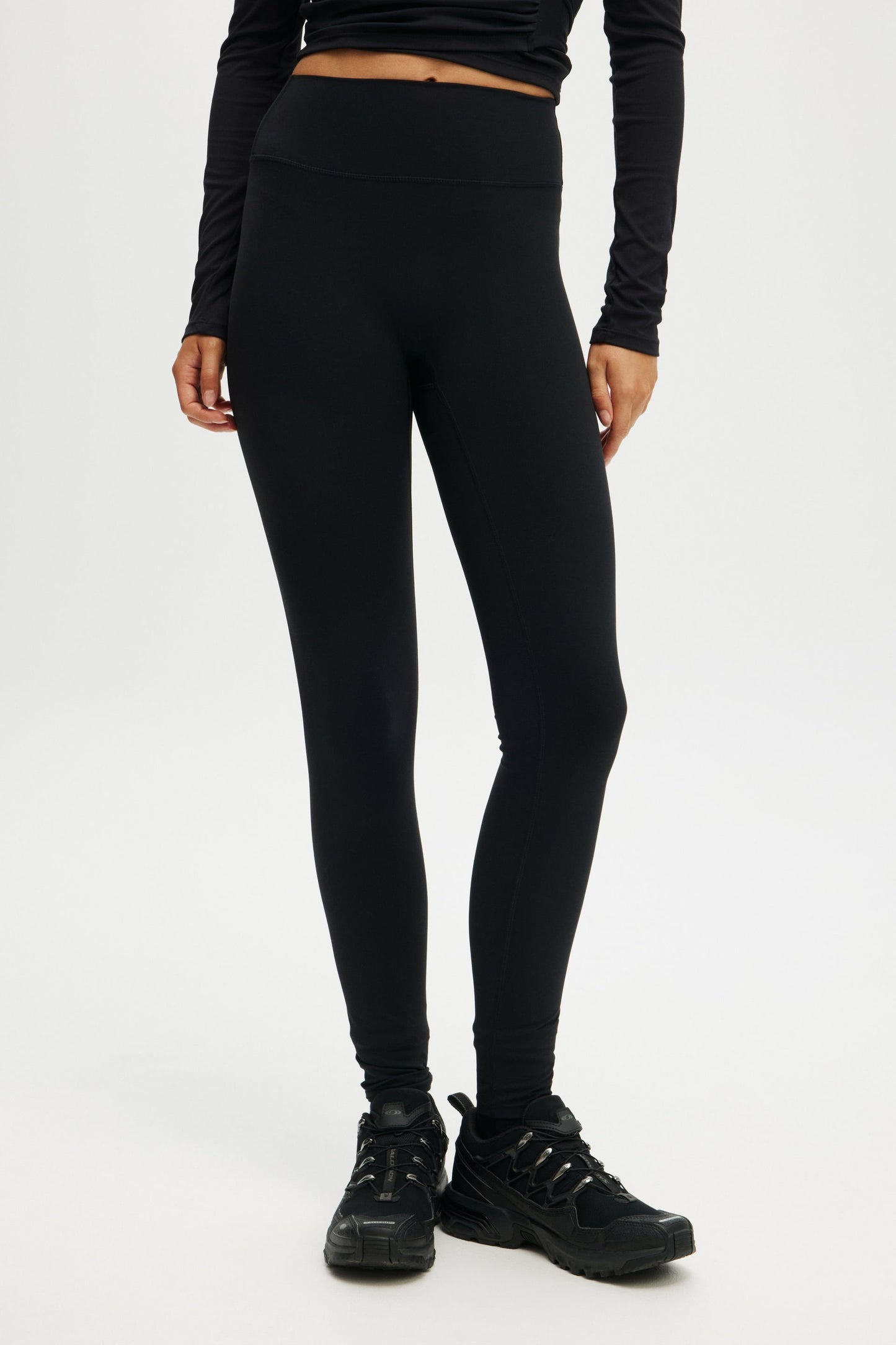 Ultra Luxe Invisible Scrunch Tight
