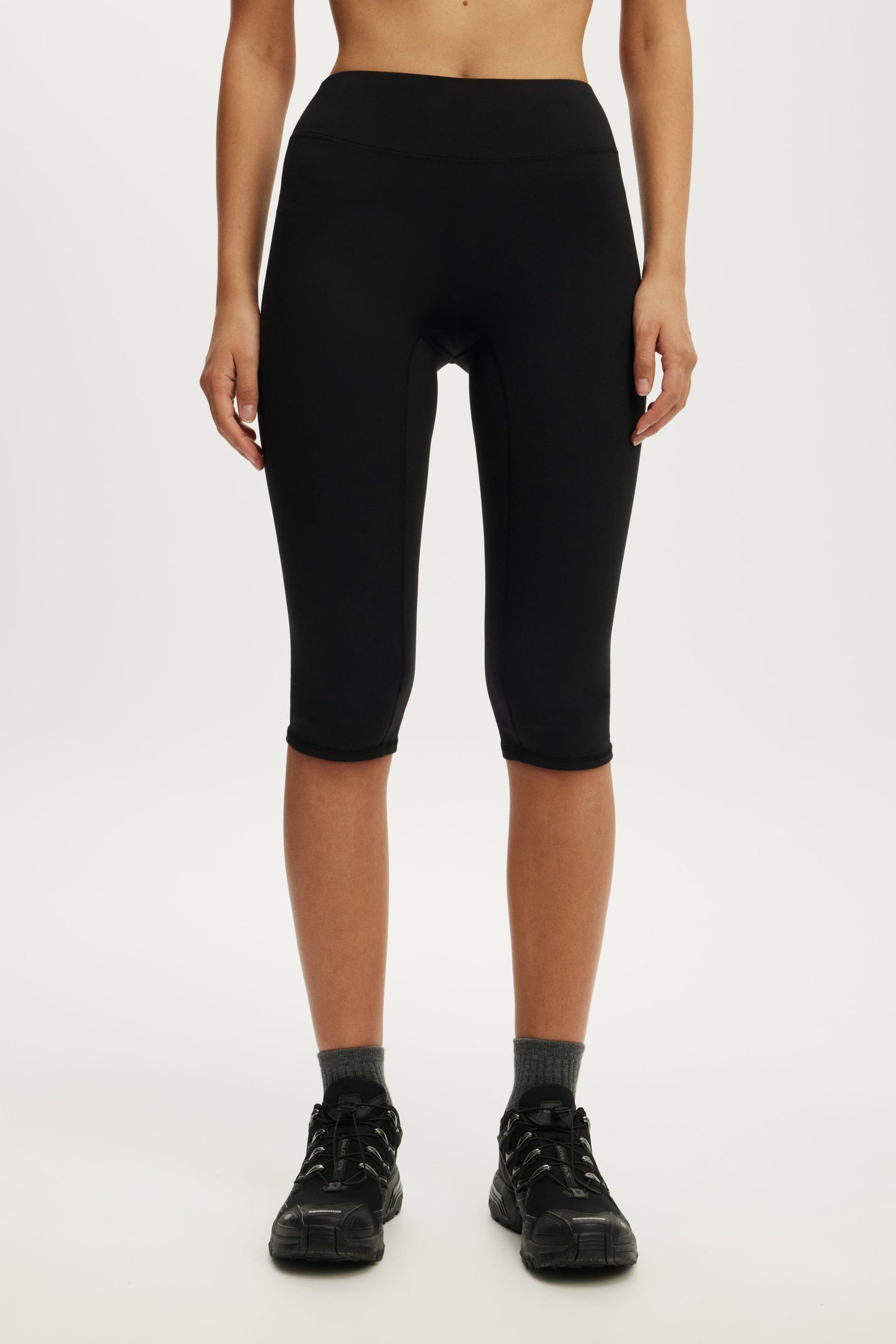 Ultra Soft Contour Capri Tight