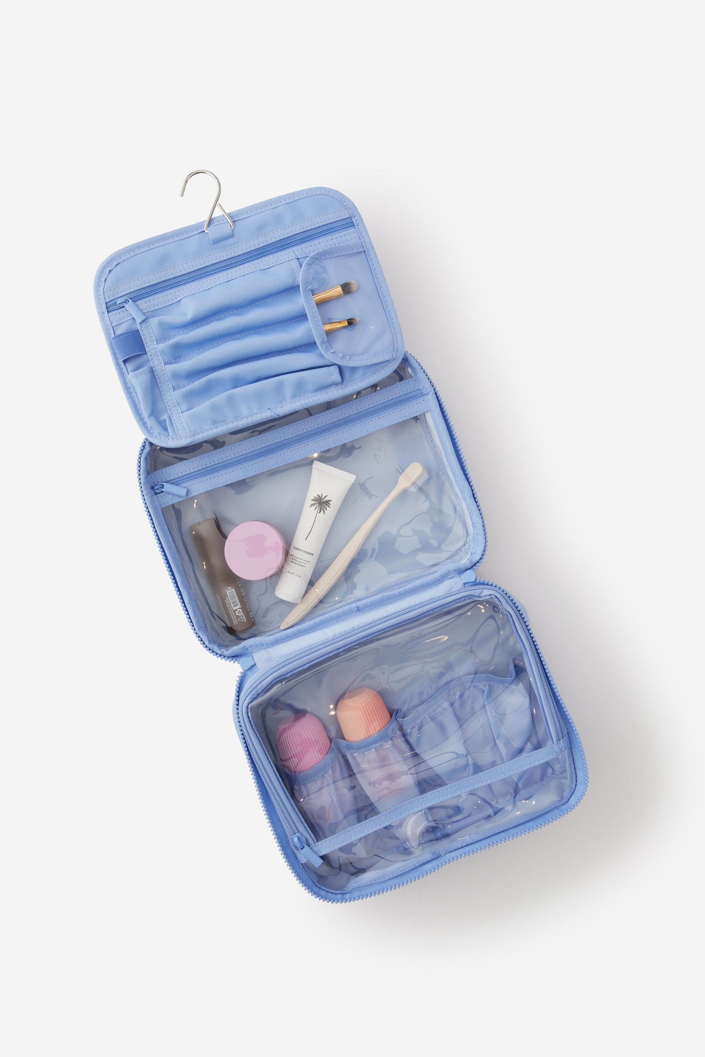 3 Fold Hanging Cosmetic Case