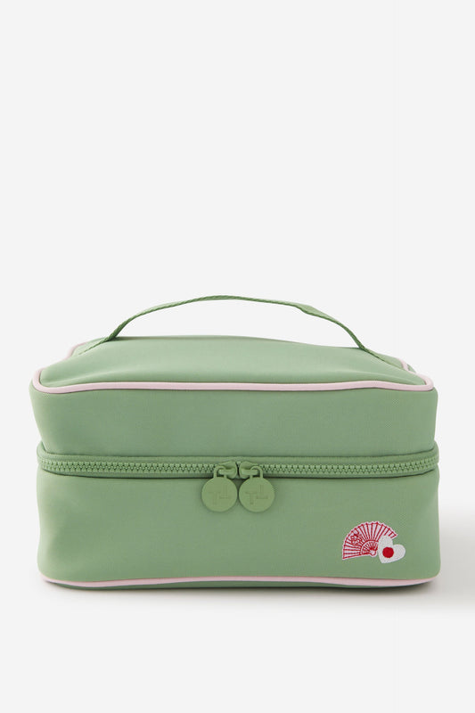 3 Fold Hanging Cosmetic Case