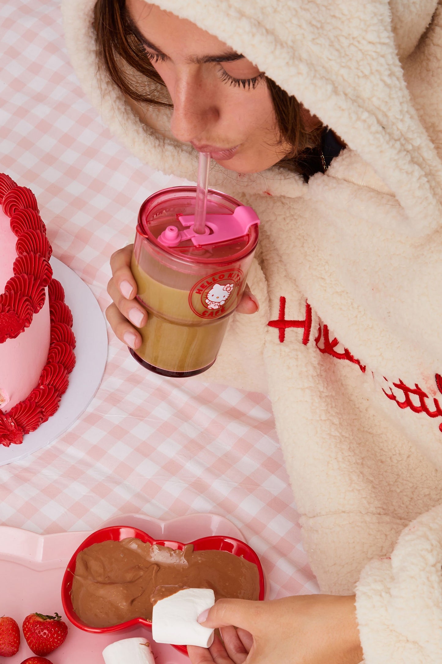 Hello Kitty Love A Latte Glass Tumbler