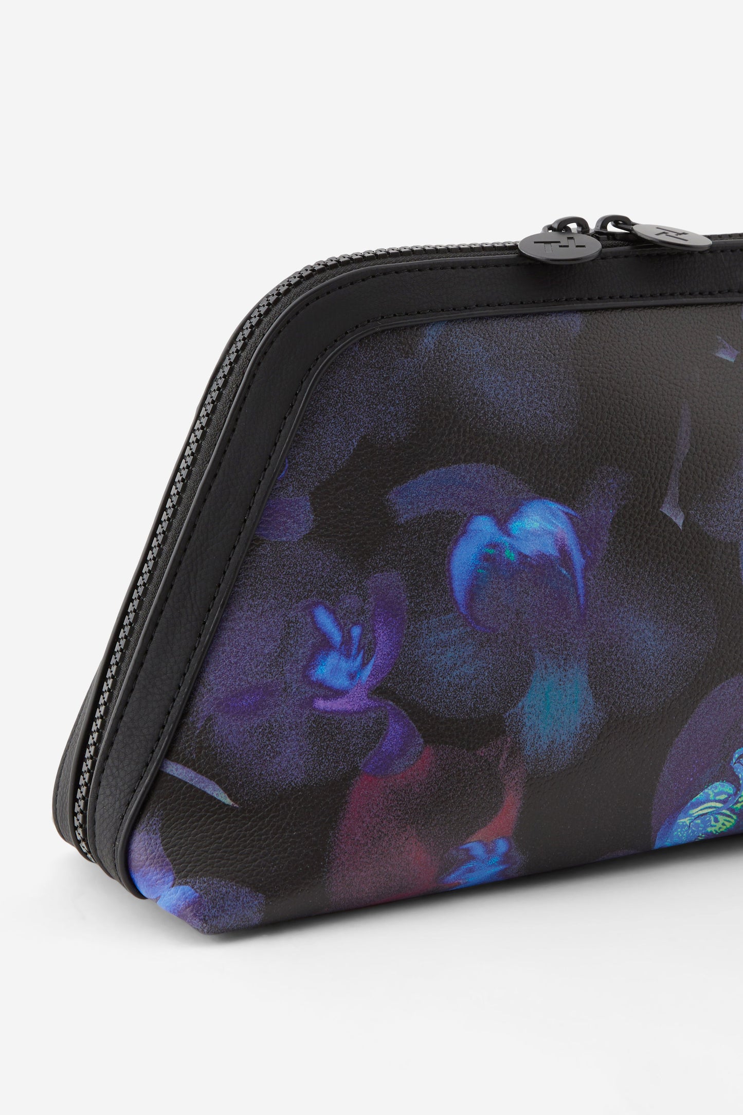 Traveller Makeup Case