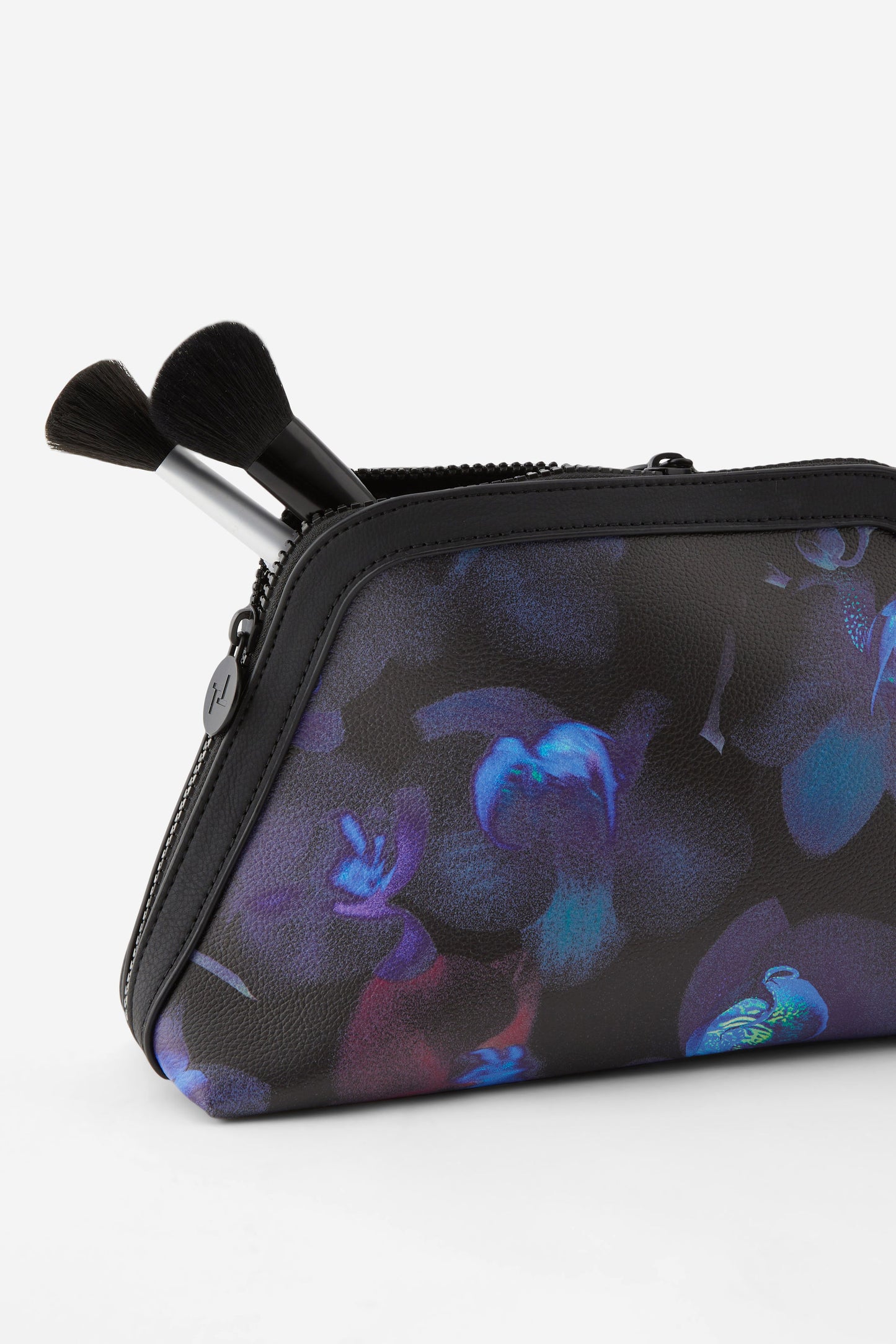 Traveller Makeup Case