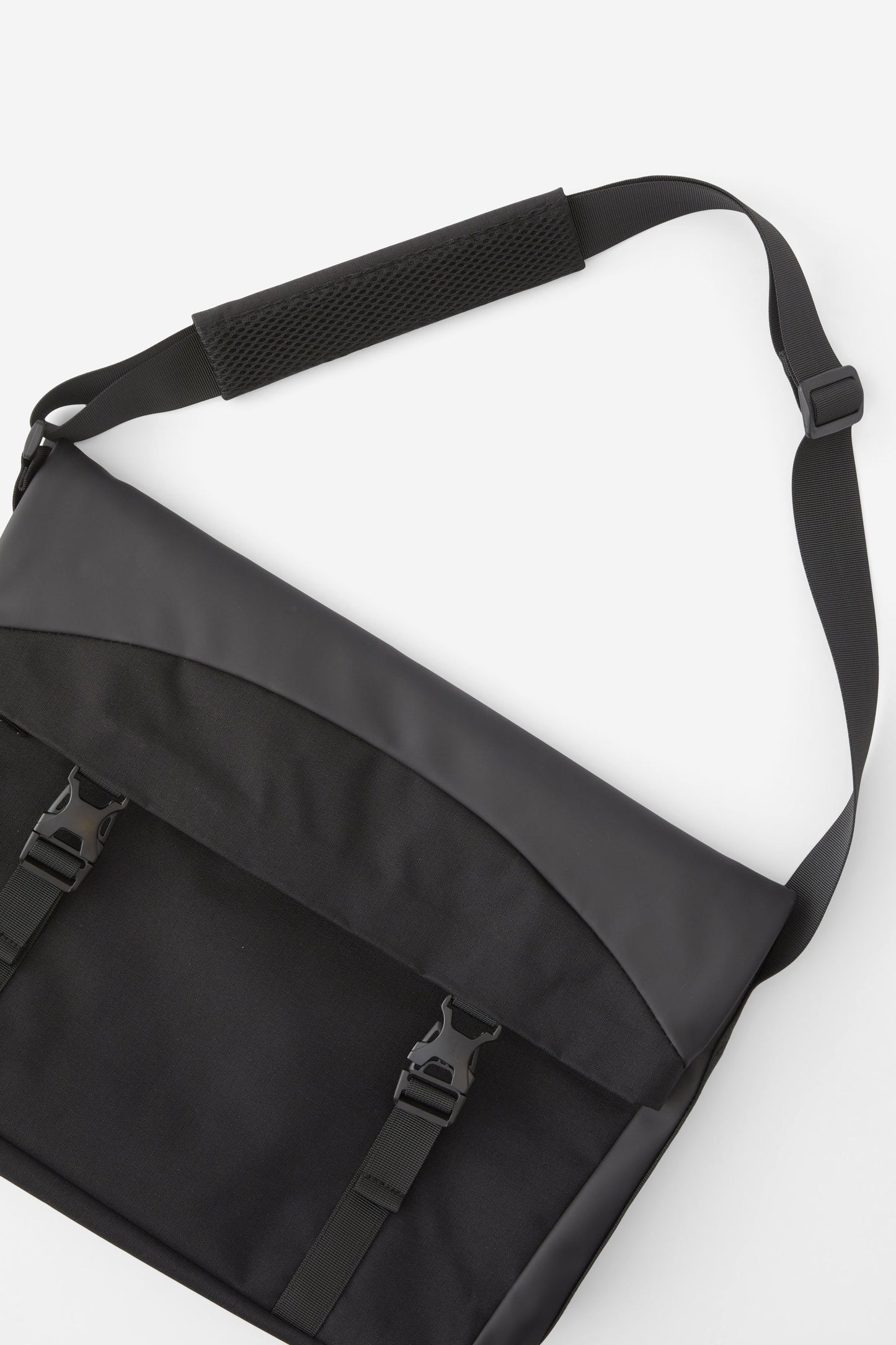 Metro Messenger Satchel
