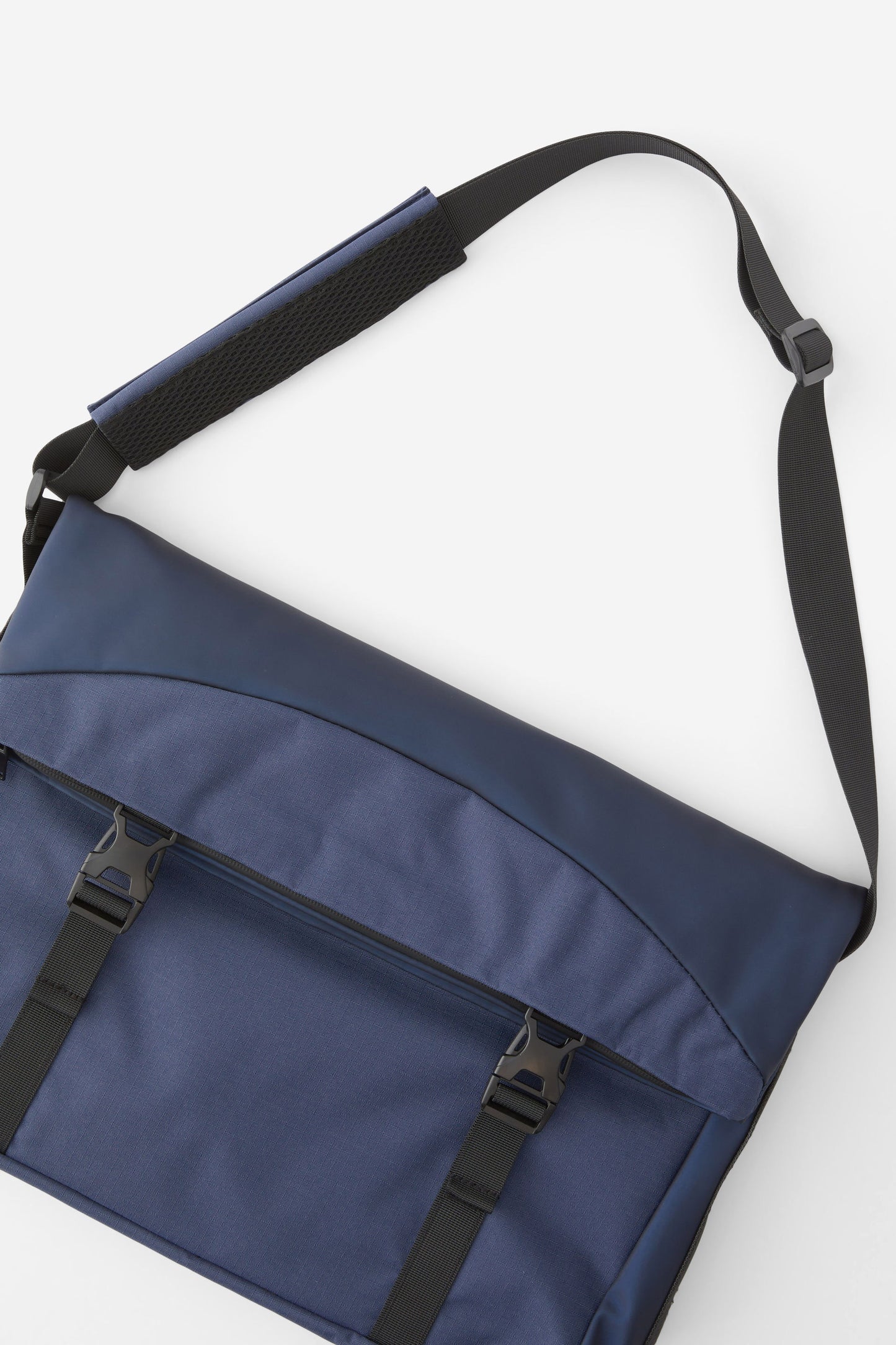 Metro Messenger Satchel