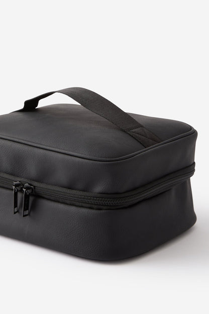 3 Fold Hanging Cos Case Pu