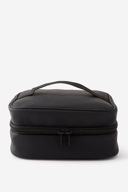 3 Fold Hanging Cos Case Pu