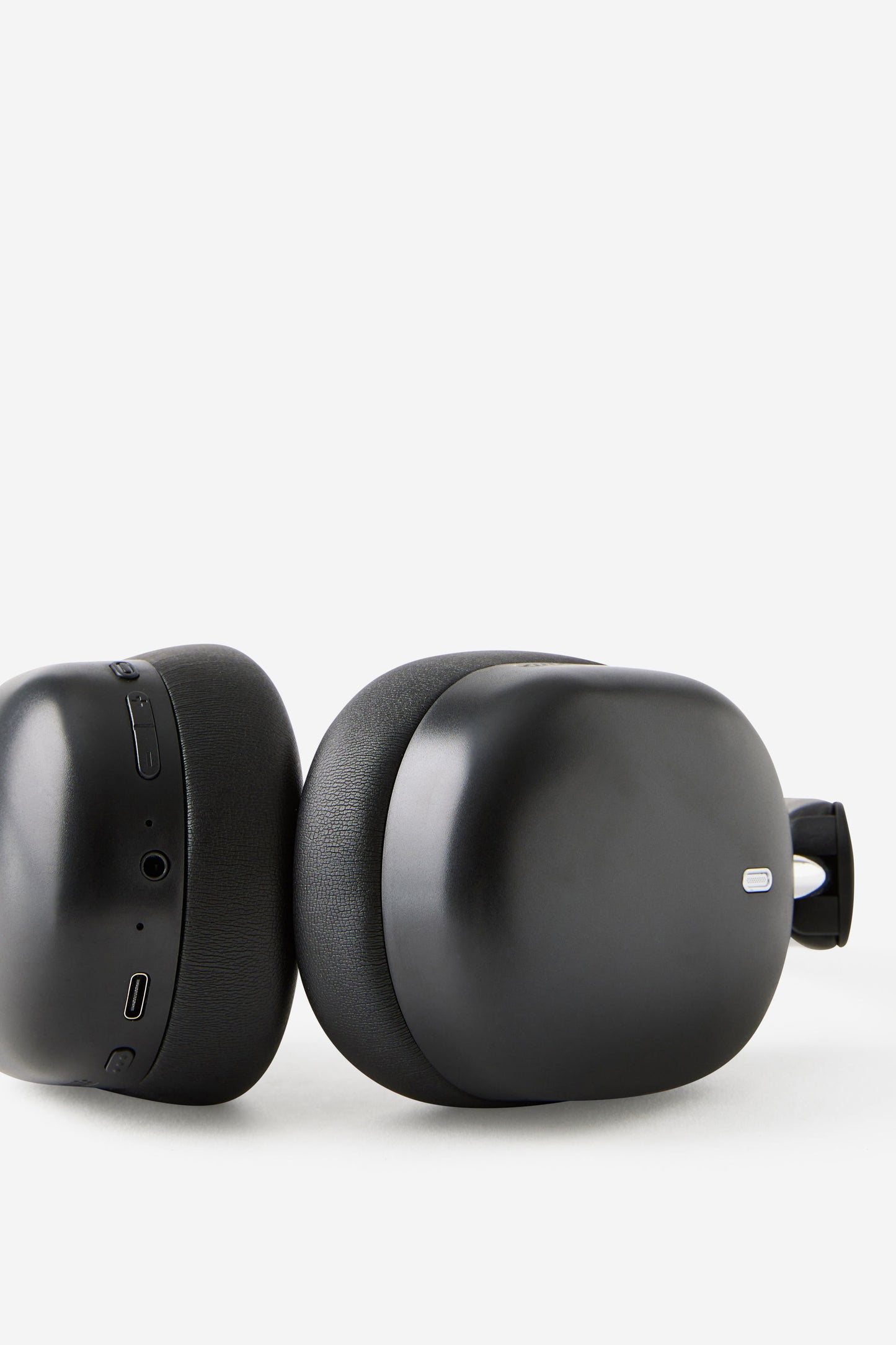 Noise Cancelling Wireless Headphone