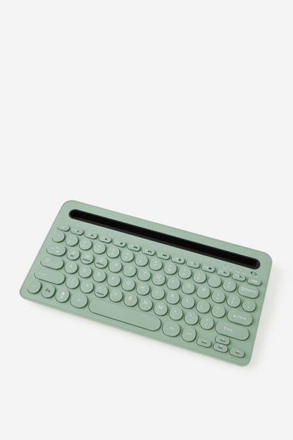 Wireless Keyboard With Built-In Tech Stand