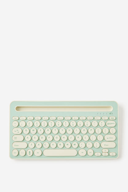 Wireless Keyboard With Built-In Tech Stand