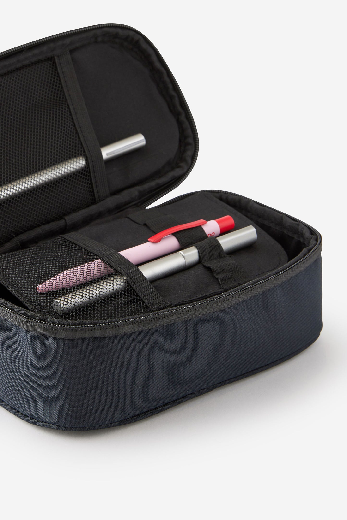 Arlow Pencil Case