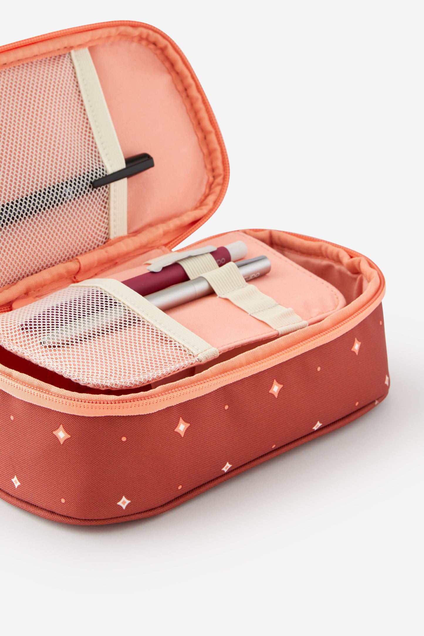 Arlow Pencil Case