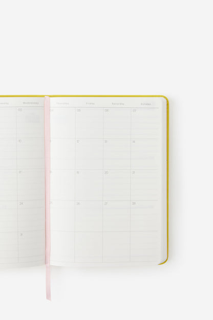 2027 B6 Weekly On Schedule Diary