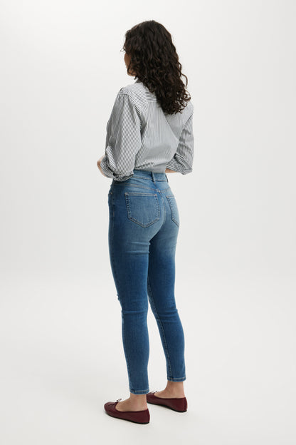 High Rise Skinny Jean