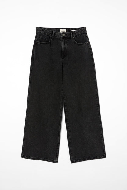 Relaxed Wide Jean