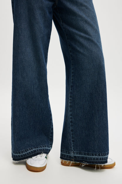 Relaxed Wide Jean