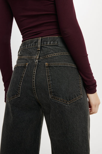 Loose Straight Jean