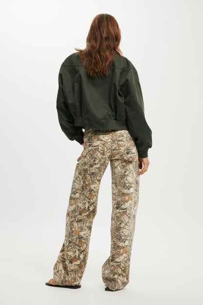 Low Rise Straight Jean