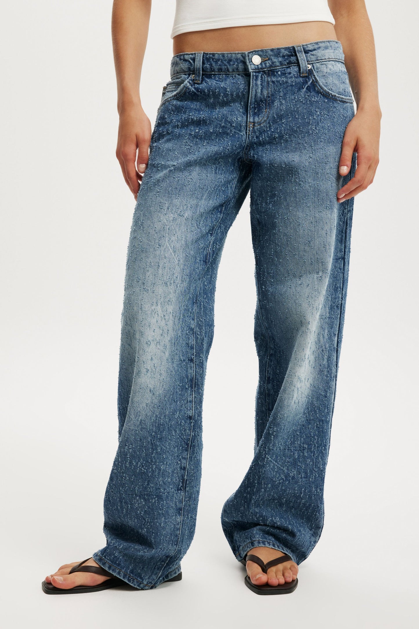 Low Rise Straight Jean
