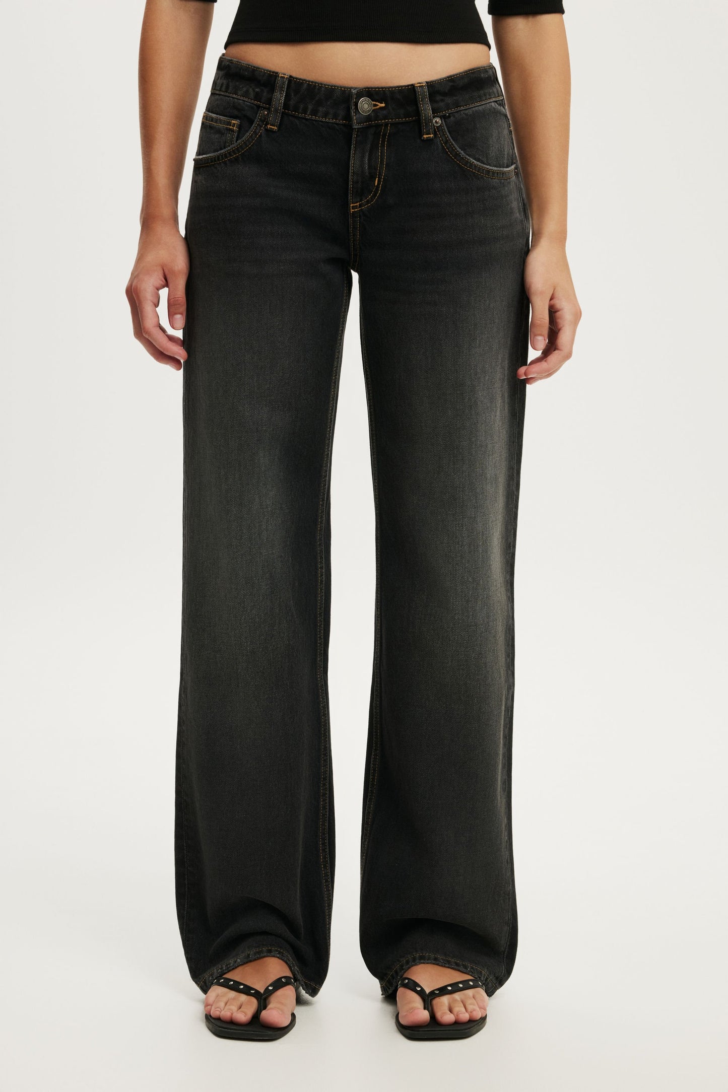 Low Rise Straight Jean