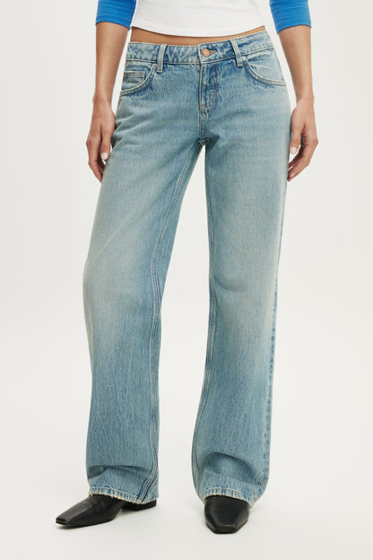 Low Rise Straight Jean