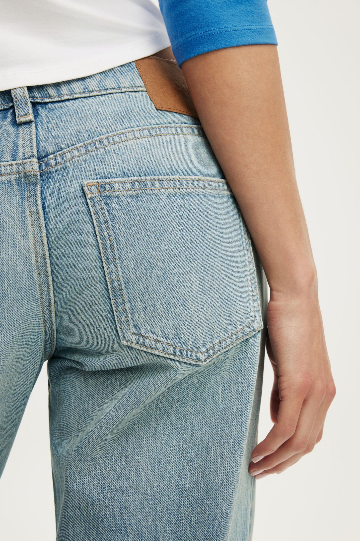 Low Rise Straight Jean