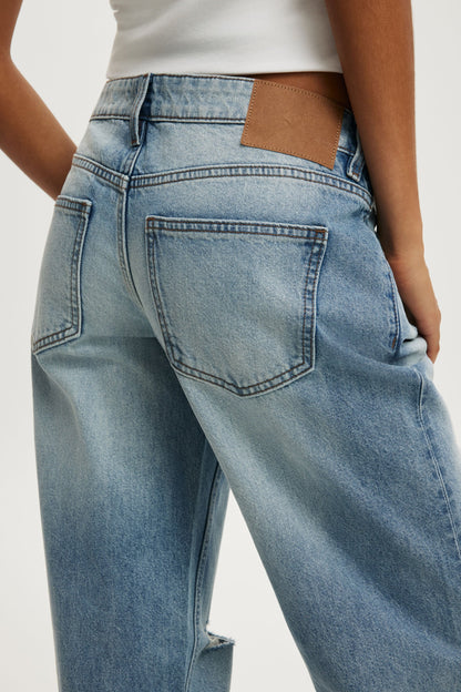 Low Rise Straight Jean