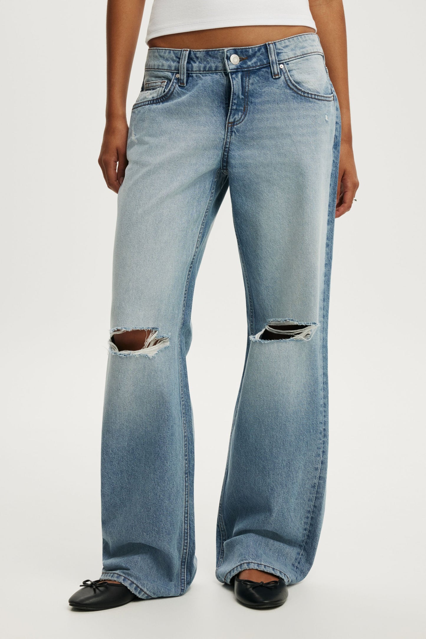 Low Rise Straight Jean