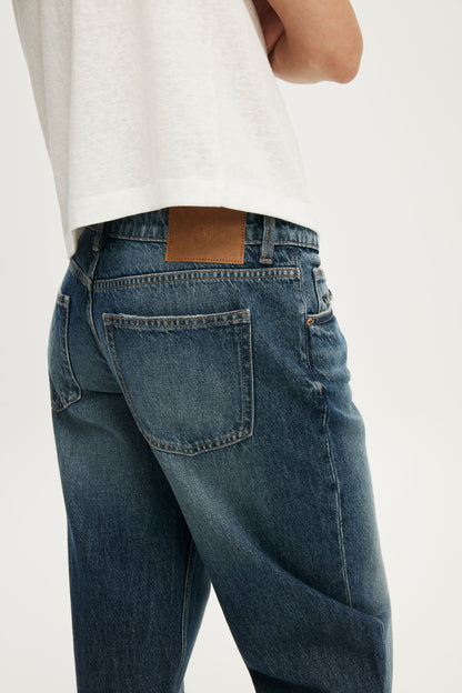 Low Rise Straight Jean