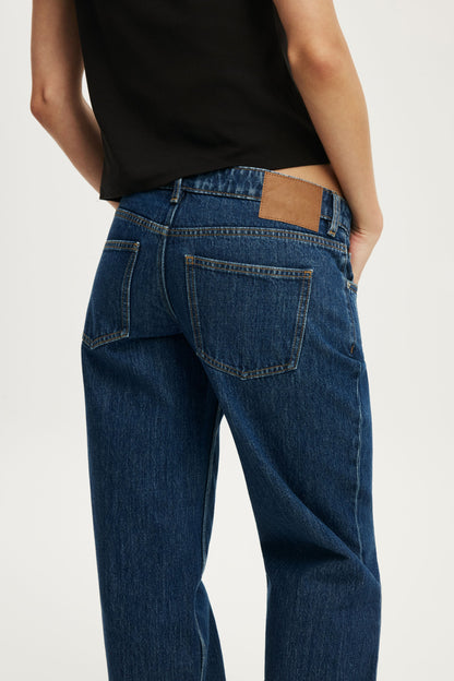 Low Rise Straight Jean