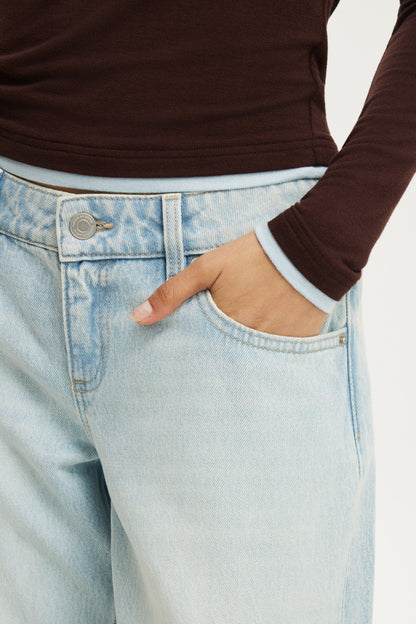 Low Rise Straight Jean