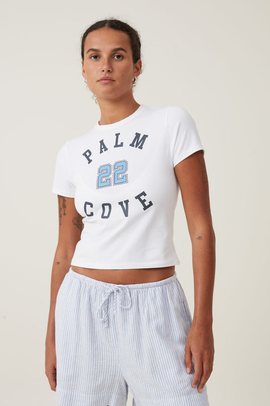Fitted Graphic Longline Tee