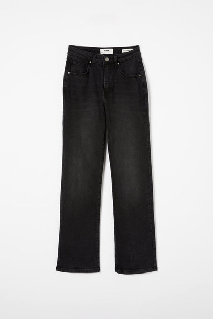 Slim Straight Jean