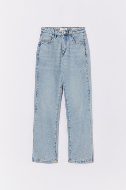 Slim Straight Jean