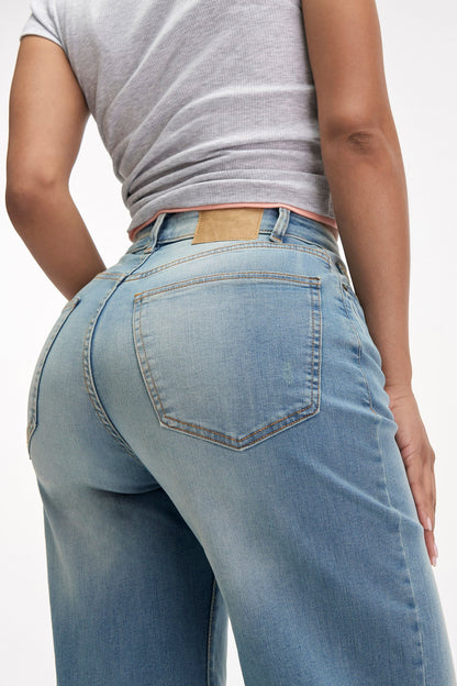 Curvy Stretch Wide Jean