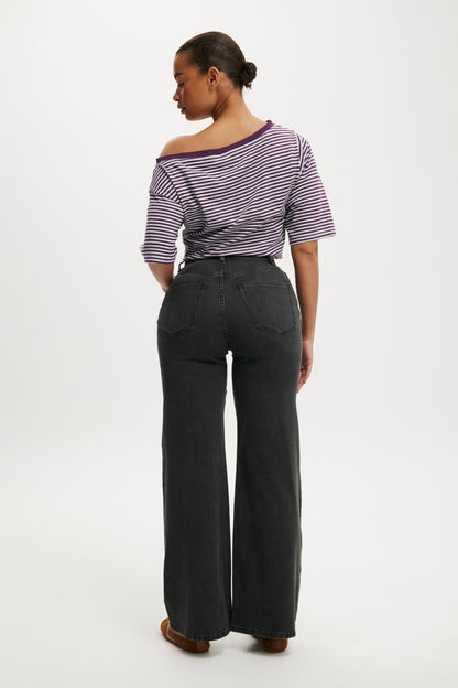 Curvy Stretch Wide Jean