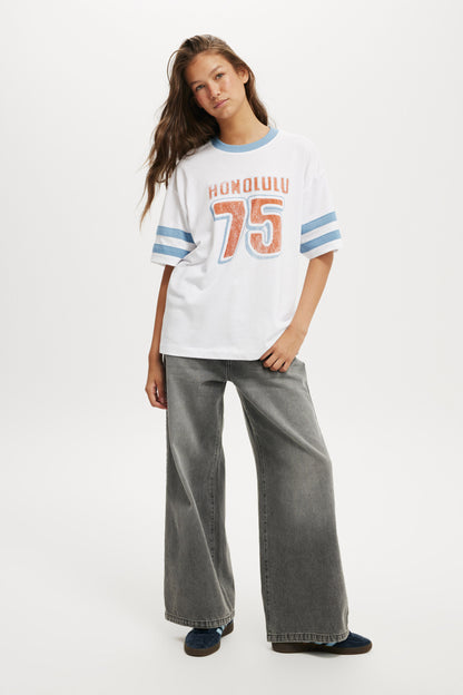 The Boxy Graphic Tee