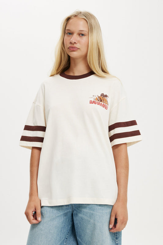 The Boxy Graphic Tee