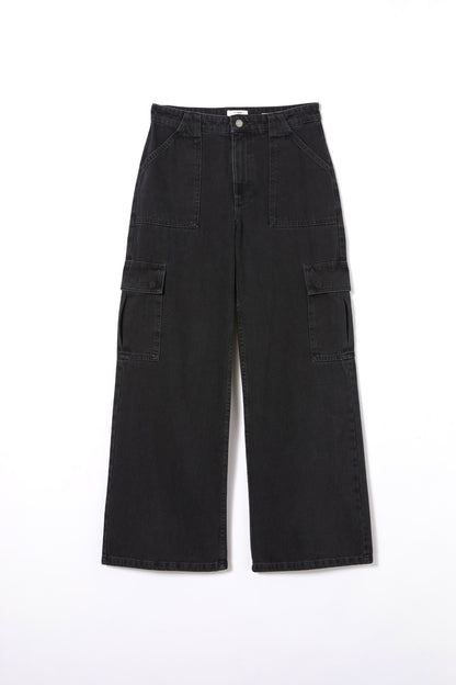 Relaxed Cargo Jean
