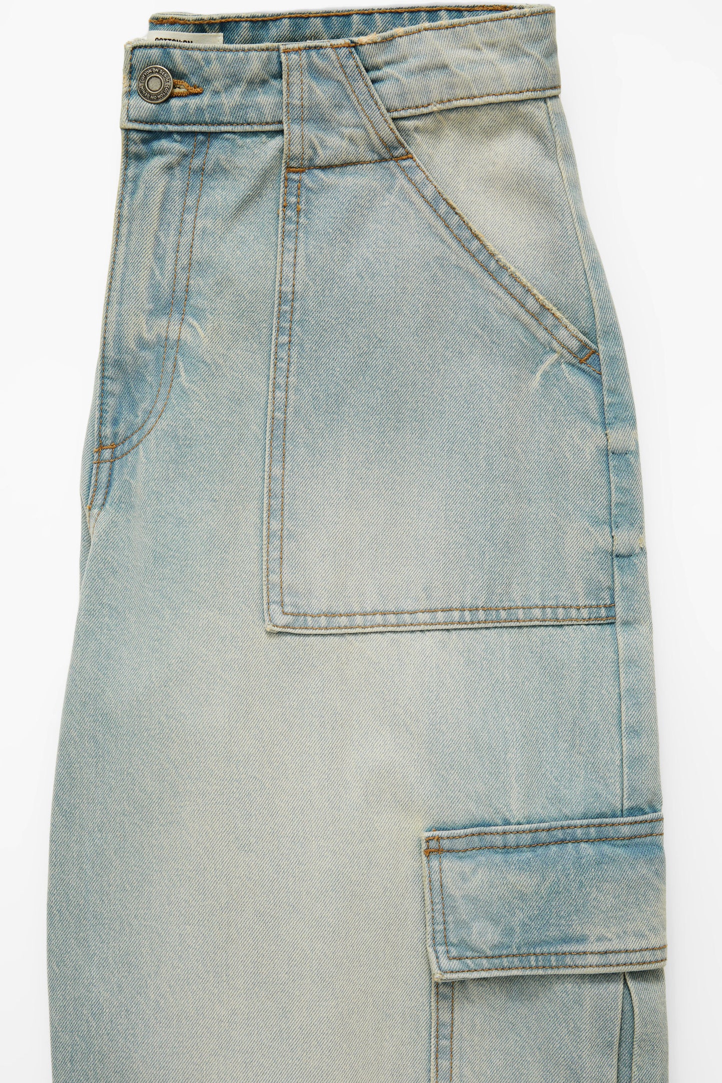 Relaxed Cargo Jean